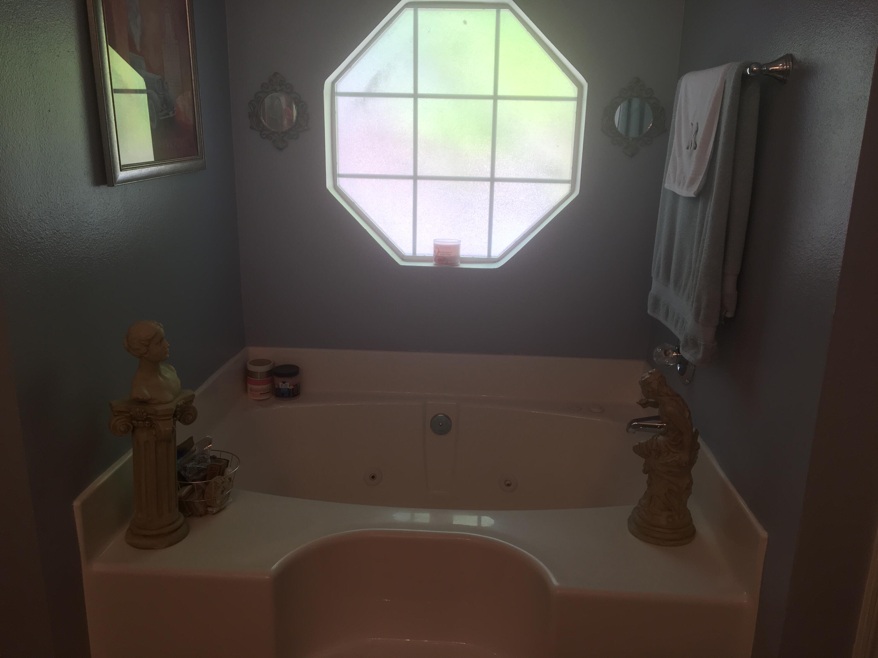 FOX VALLEY PH I - Residential Lease