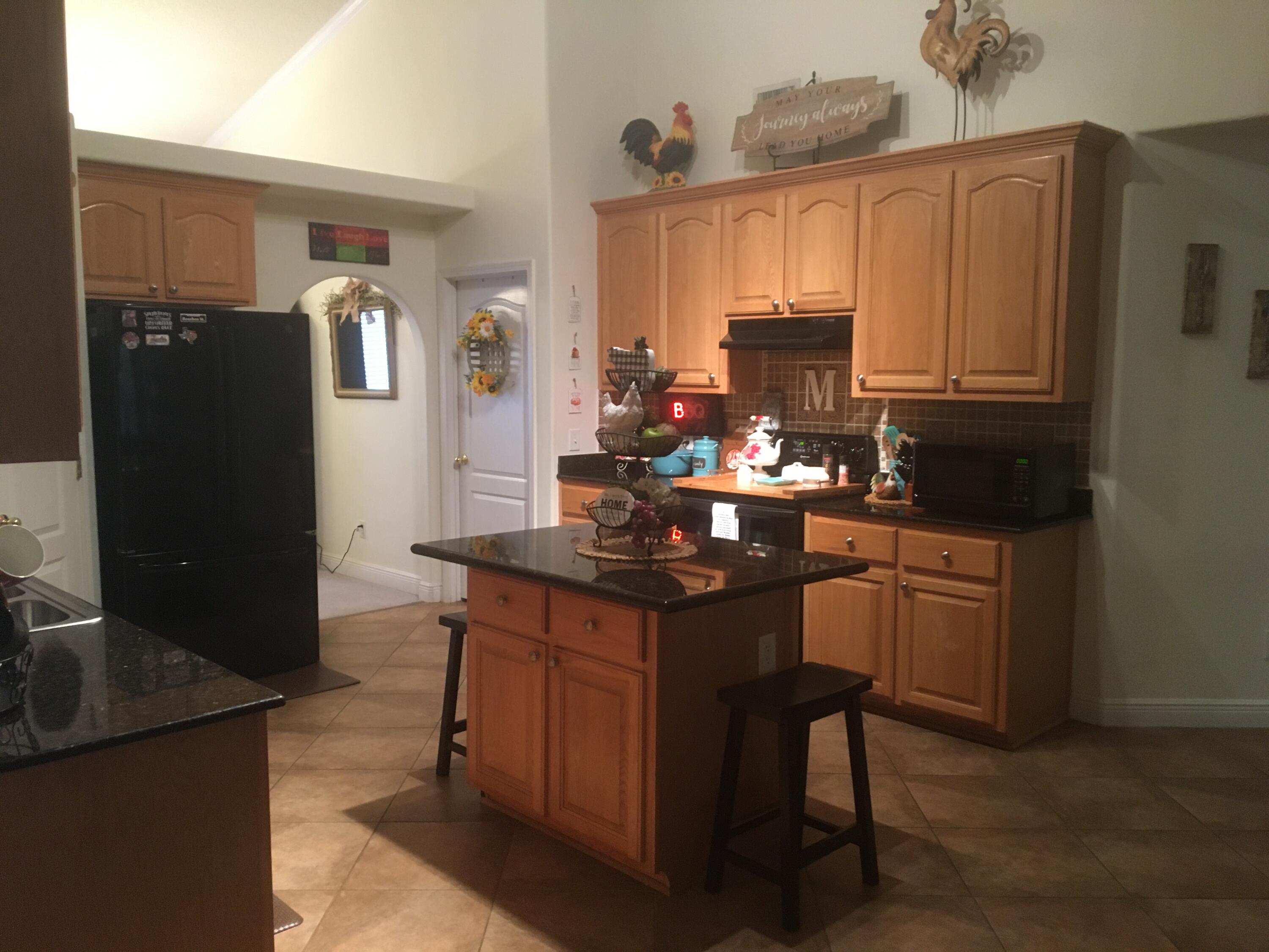 FOX VALLEY PH I - Residential Lease