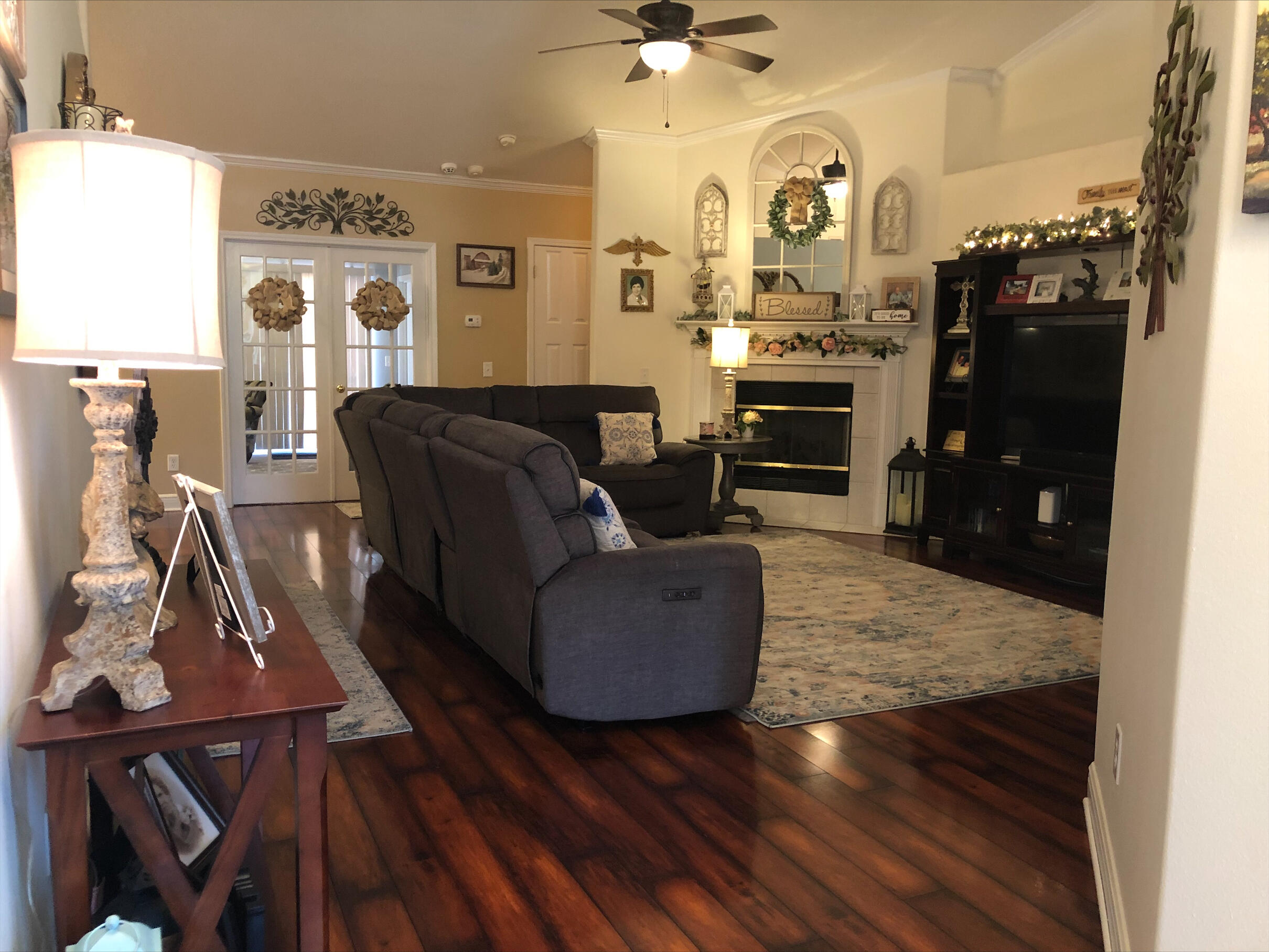 FOX VALLEY PH I - Residential Lease