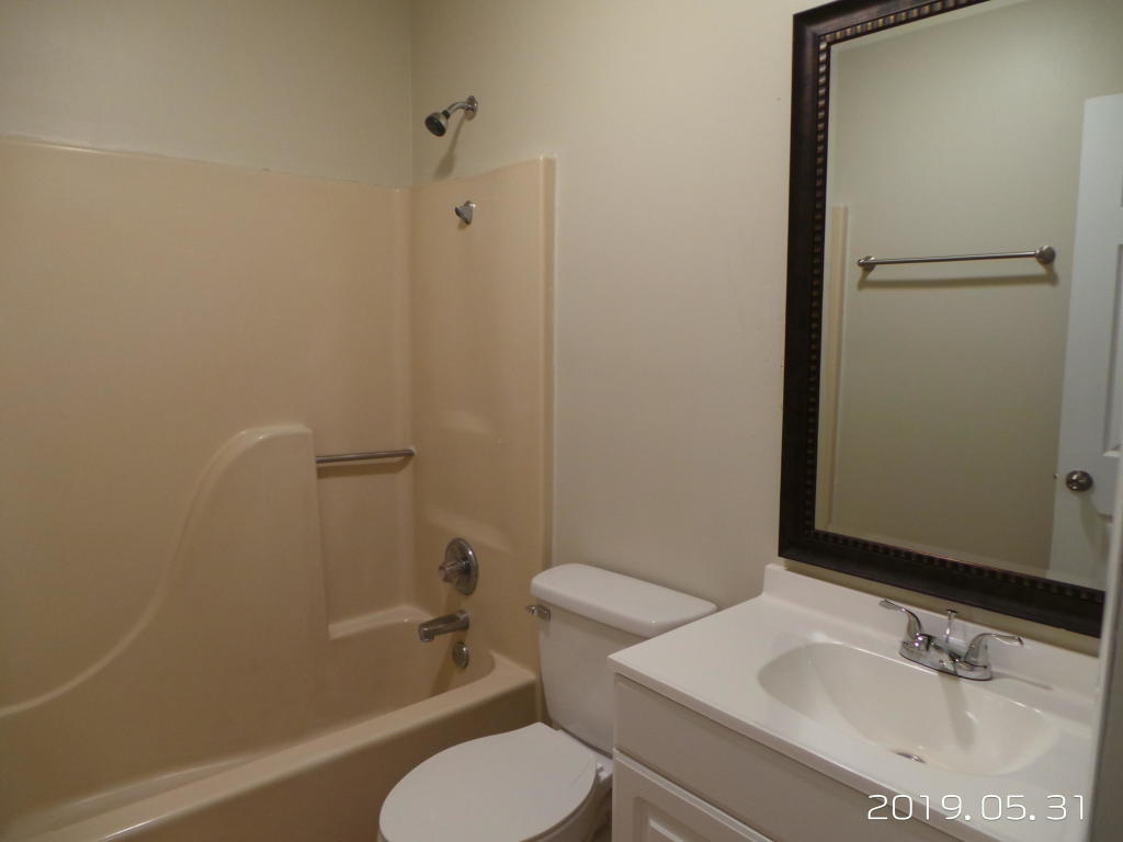 Oak Hill Apartments - Residential Lease