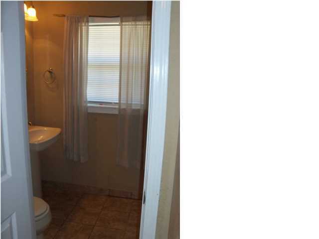 SANTA MARKELLA - Residential Lease