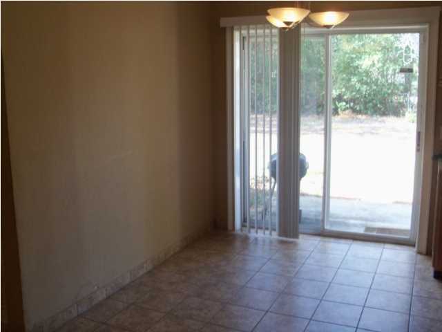 SANTA MARKELLA - Residential Lease