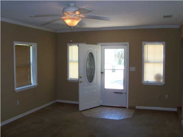 SANTA MARKELLA - Residential Lease