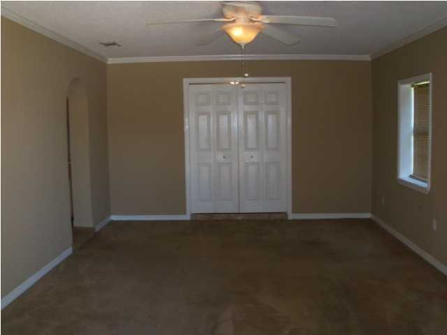 SANTA MARKELLA - Residential Lease