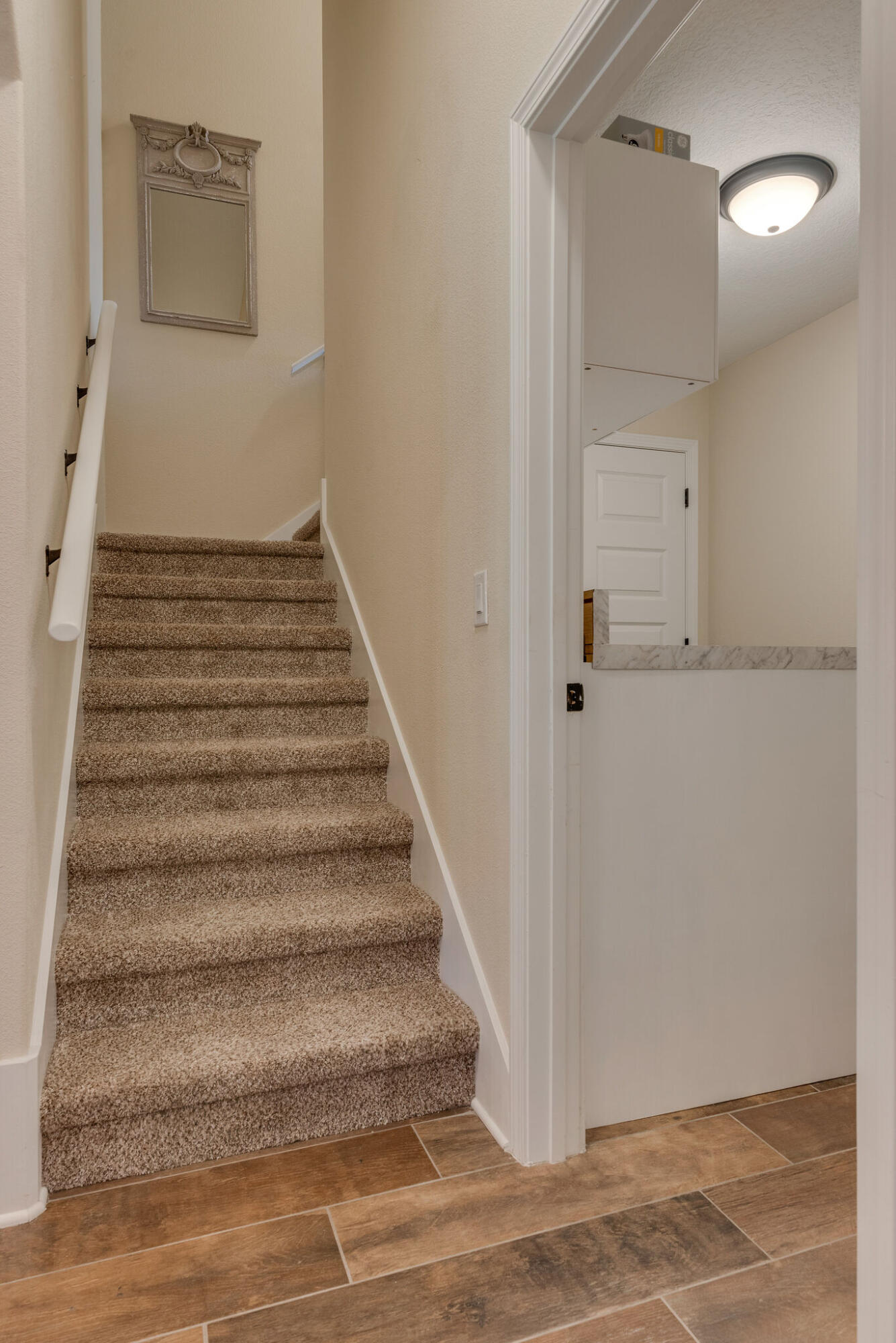 EAST BAY RIVER ESTATES 1ST ADDN - Residential Lease