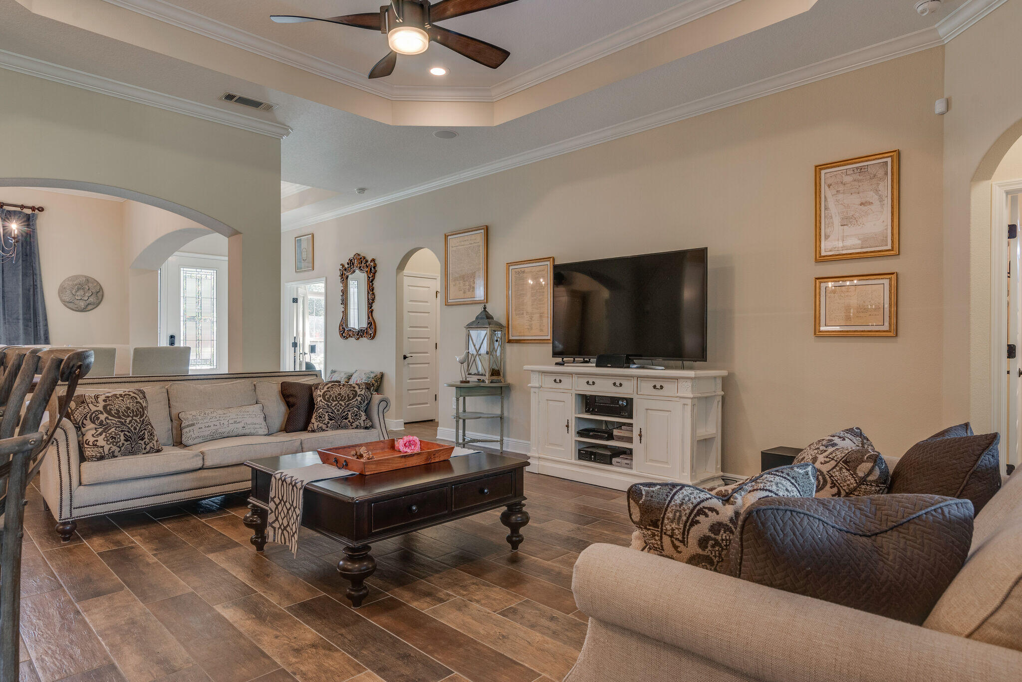 EAST BAY RIVER ESTATES 1ST ADDN - Residential Lease