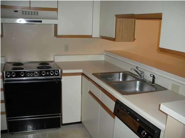 LAKESIDE CONDO AT BLUEWATER BAY - Residential Lease