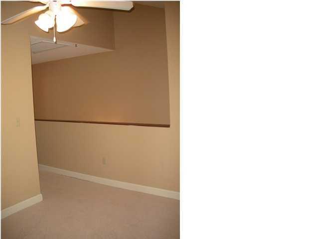 LAKESIDE CONDO AT BLUEWATER BAY - Residential Lease