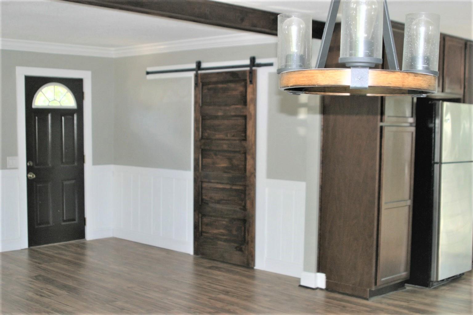 PINECREST HILLS - Residential