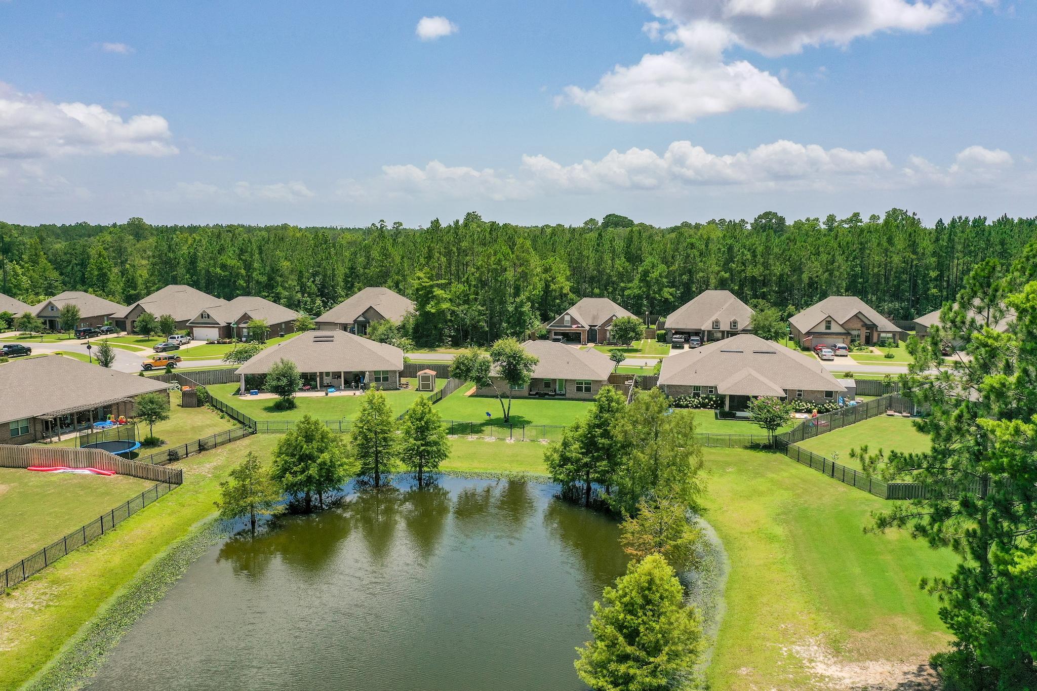 HAMMOCK BAY - Land