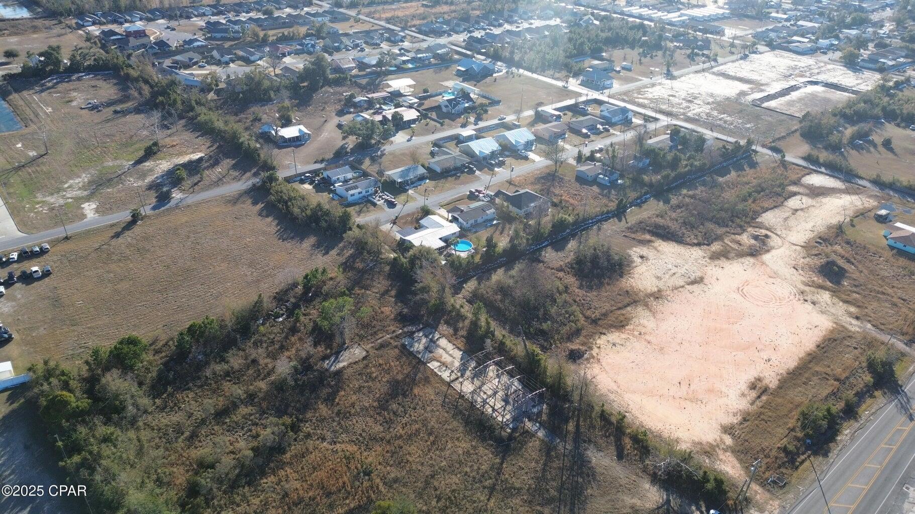 NO RECORDED SUBDIVISION - Land