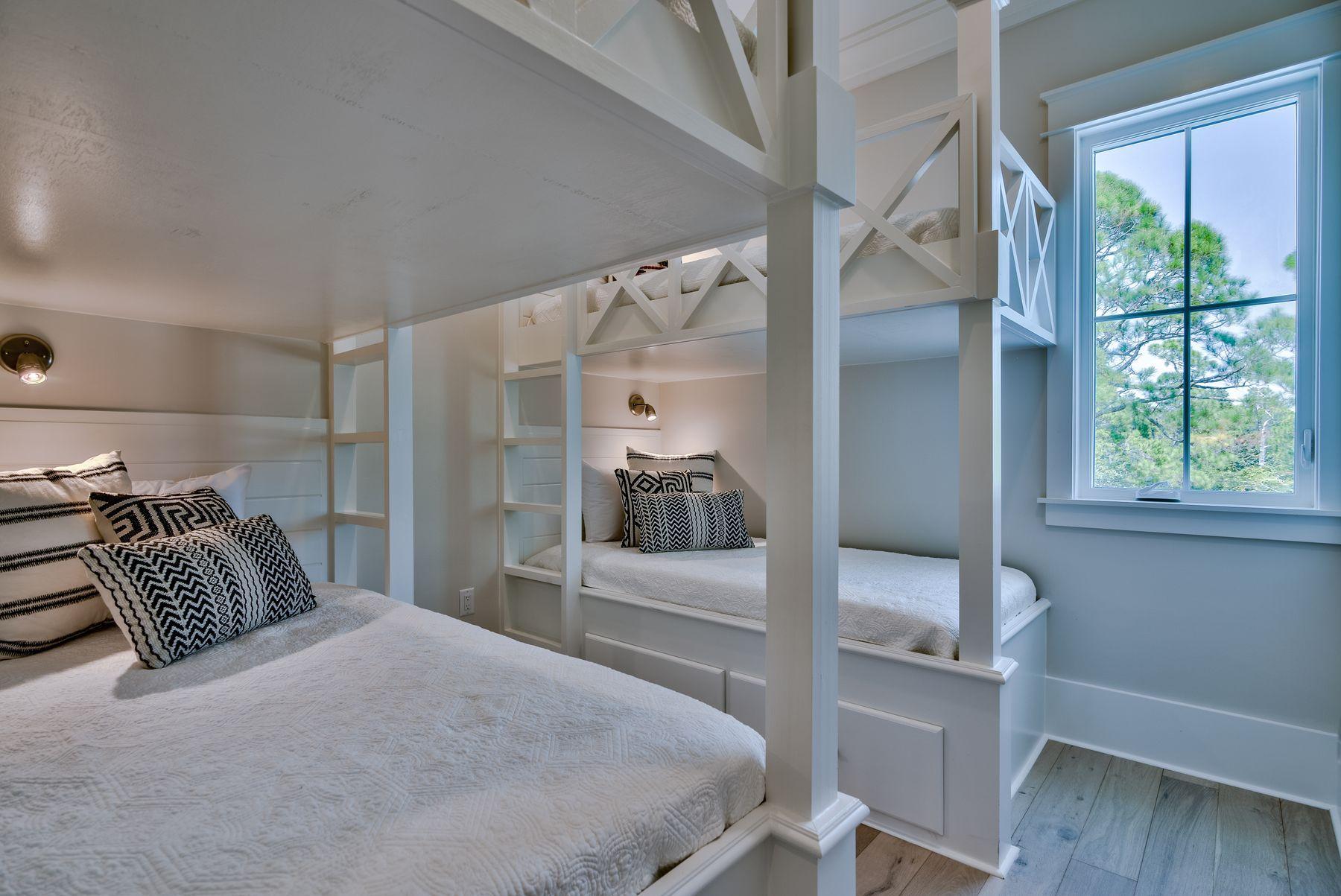 BEACH HIGHLANDS - Residential