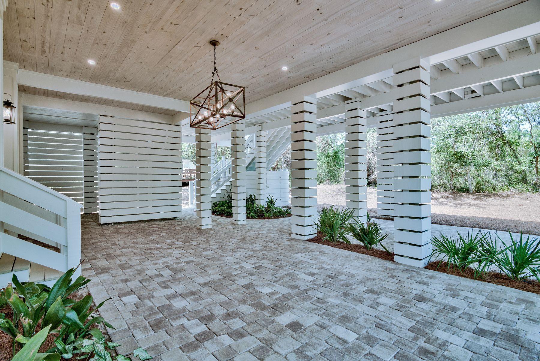 BEACH HIGHLANDS - Residential