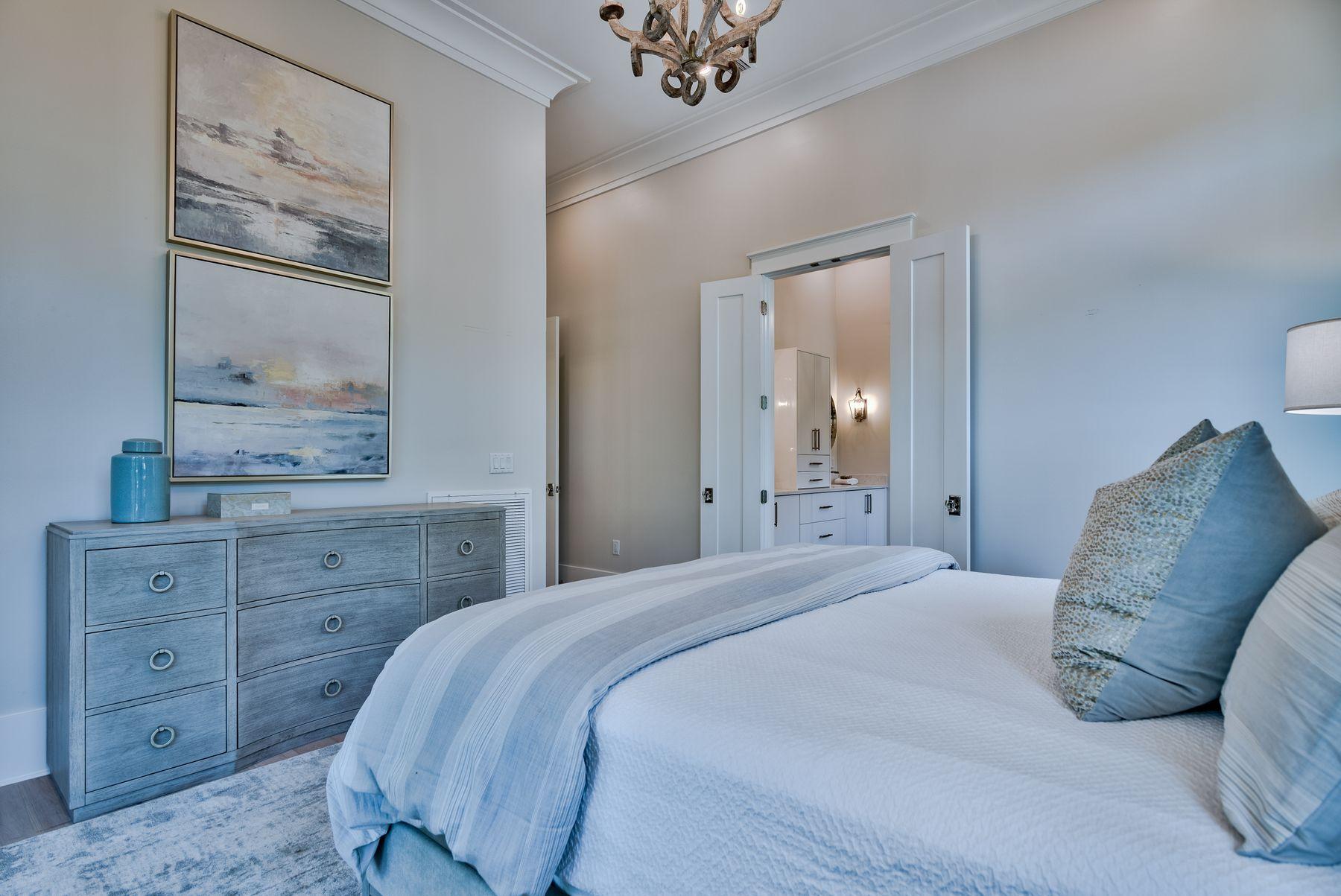 BEACH HIGHLANDS - Residential