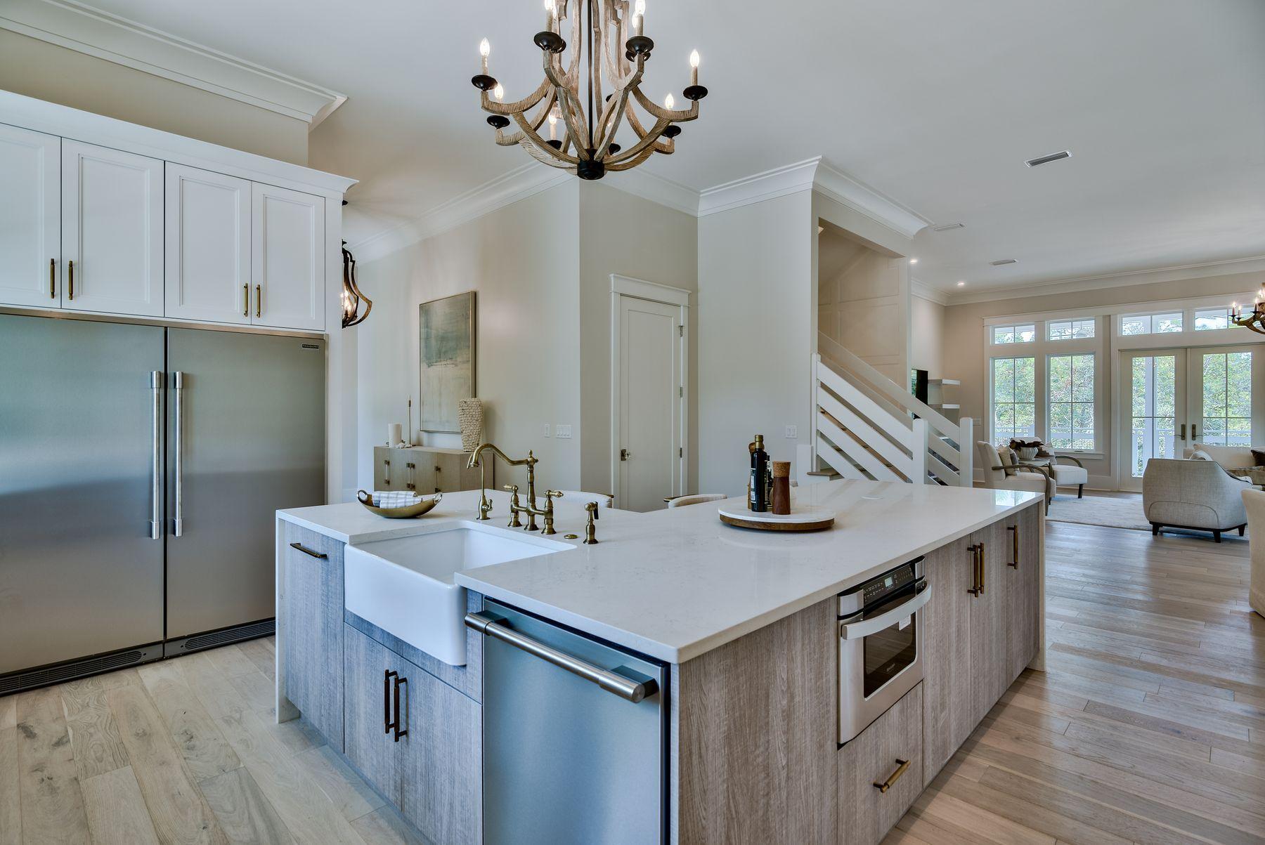 BEACH HIGHLANDS - Residential