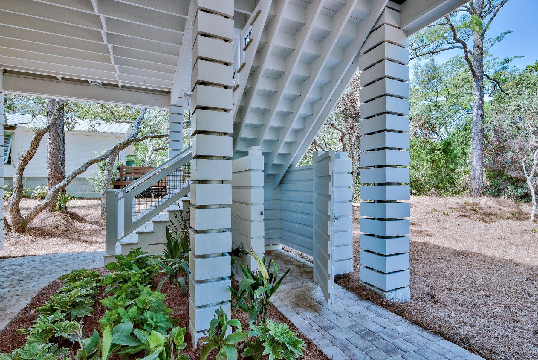 BEACH HIGHLANDS - Residential