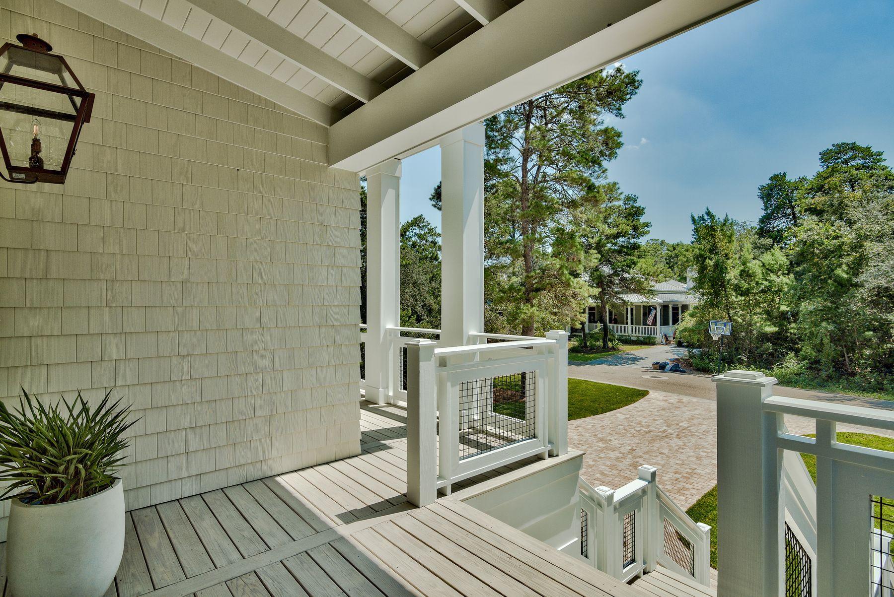 BEACH HIGHLANDS - Residential