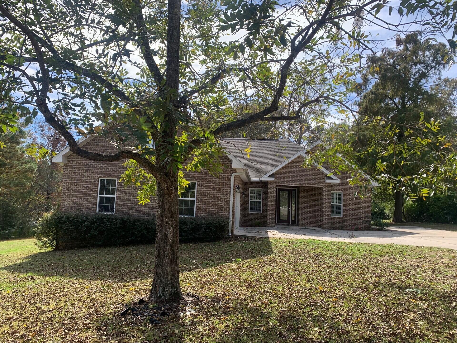 Crestview Suburb (231000.00) - Residential Lease