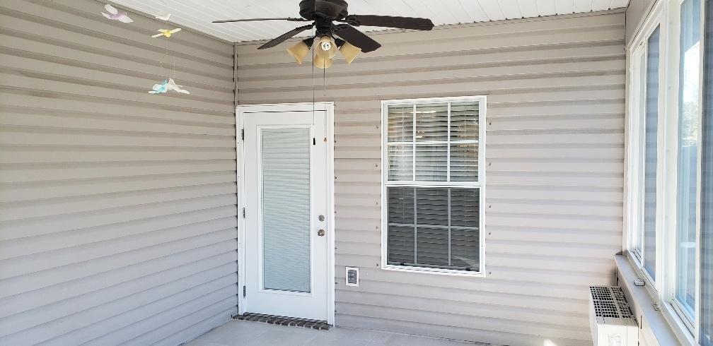 PORT DIXIE - Residential Lease