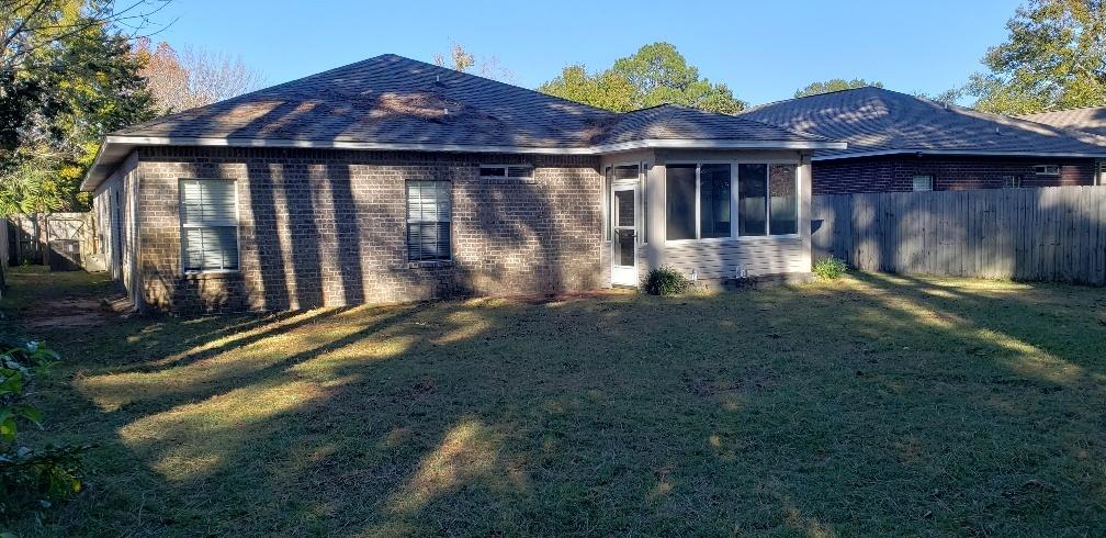 PORT DIXIE - Residential Lease