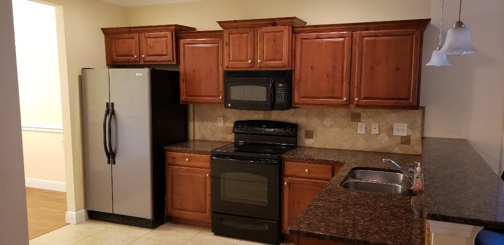 PORT DIXIE - Residential Lease