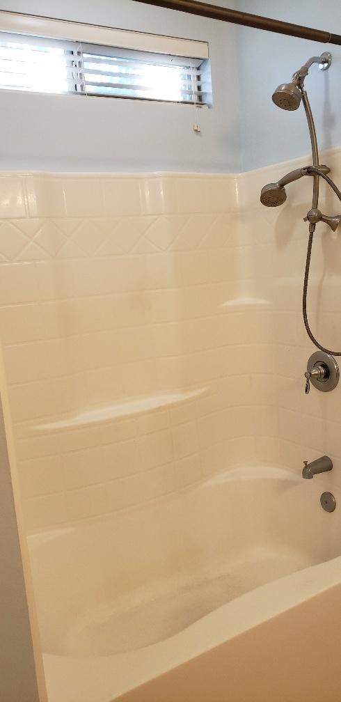 PORT DIXIE - Residential Lease
