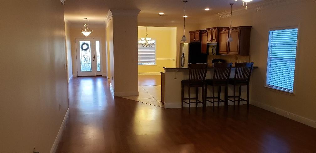 PORT DIXIE - Residential Lease