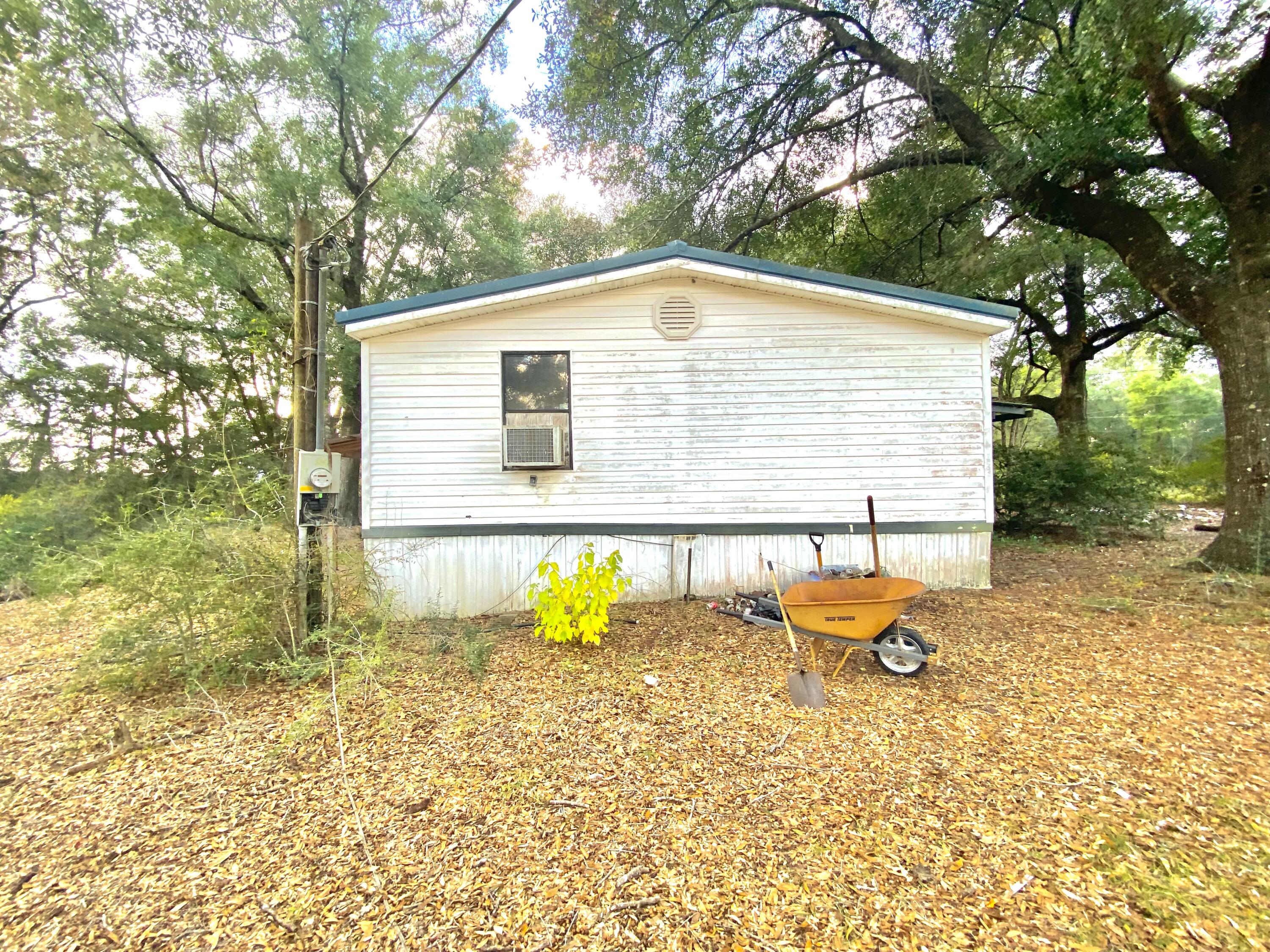 CAEEYVILLE - Residential