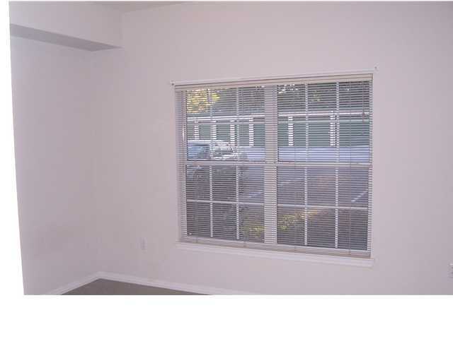 OAKS THE - Residential Lease
