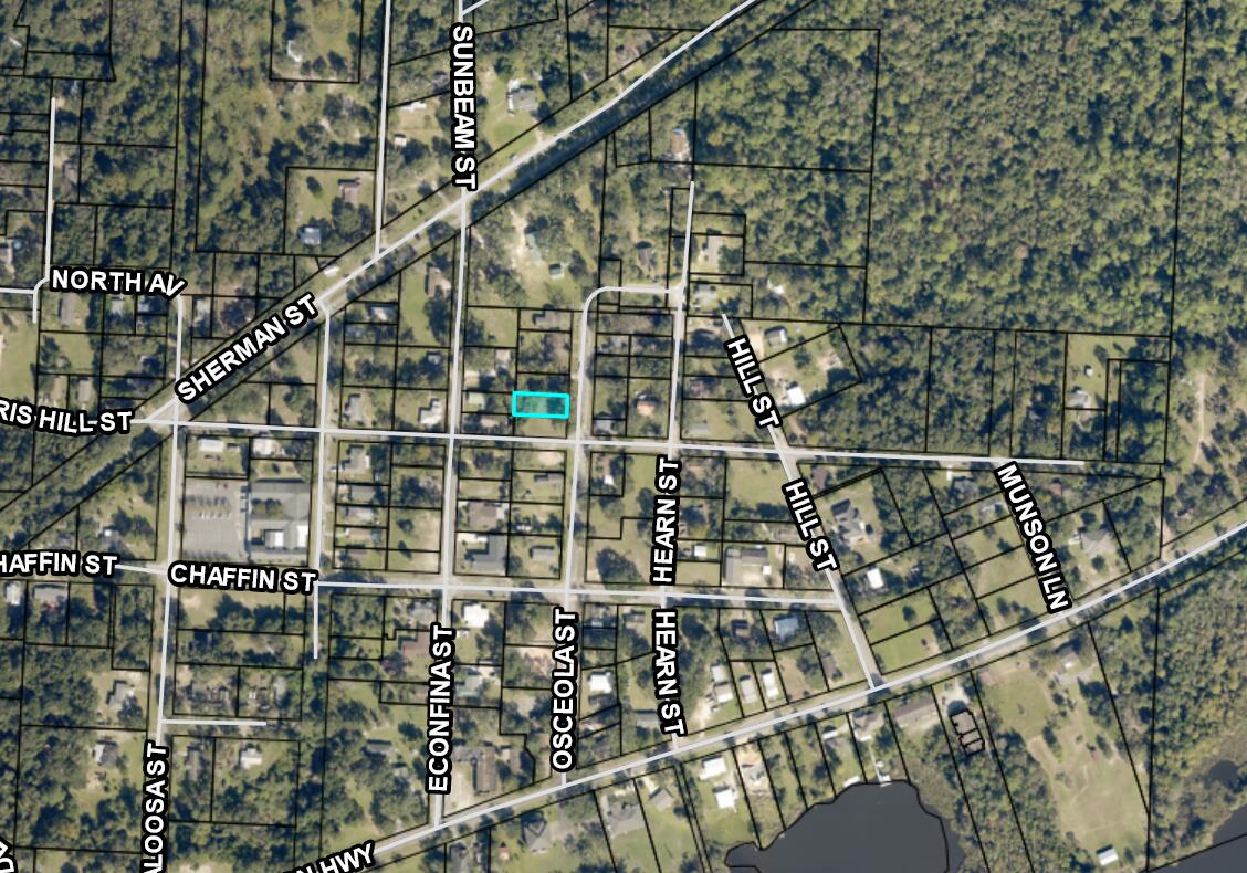 Nice half wooded .14 acre lot in Milton perfect for a new build. Spend the weekends with the family at Carpenter Park as you launch your boat into Blackwater River.