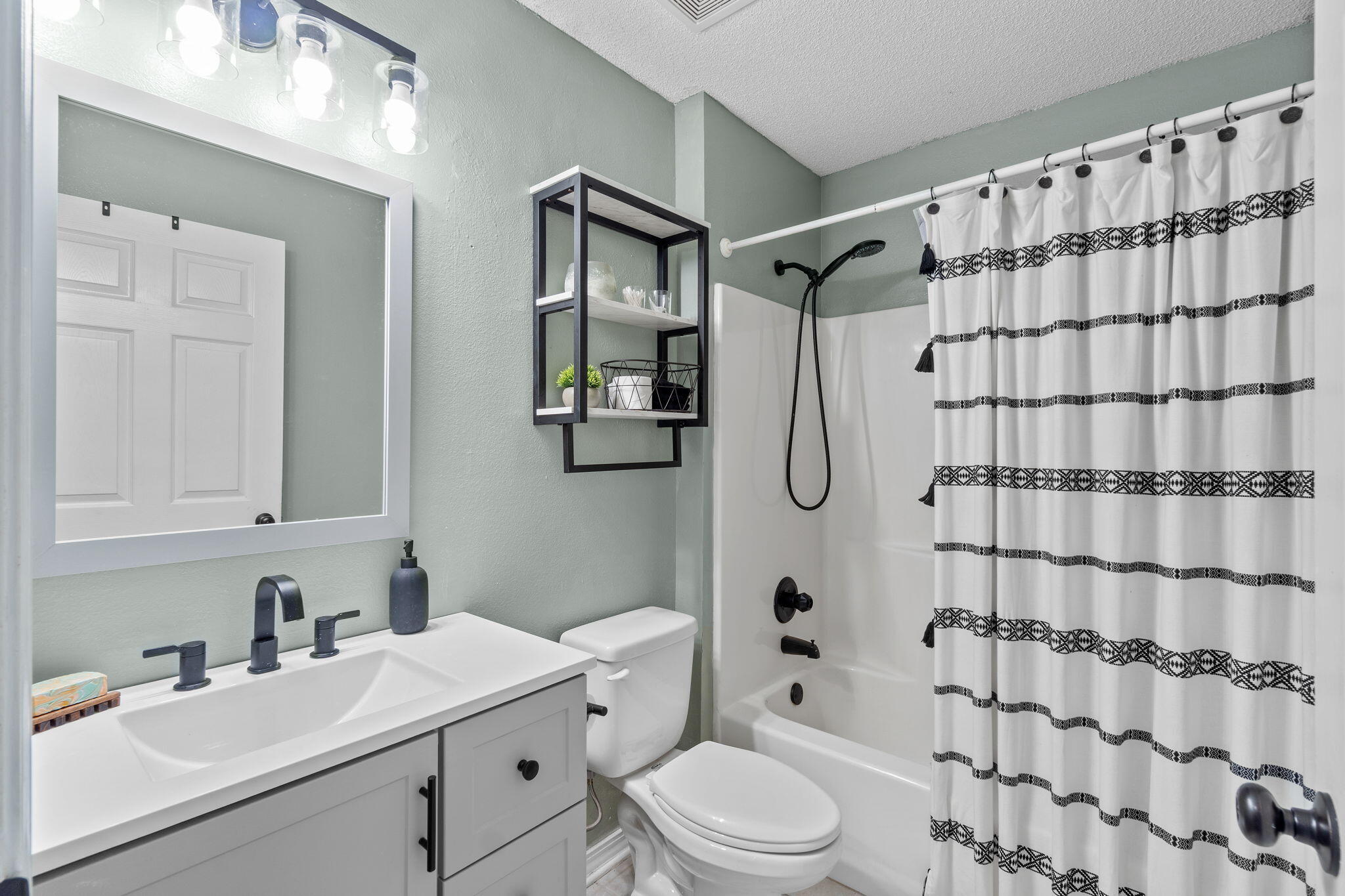 ASHWOOD - Residential