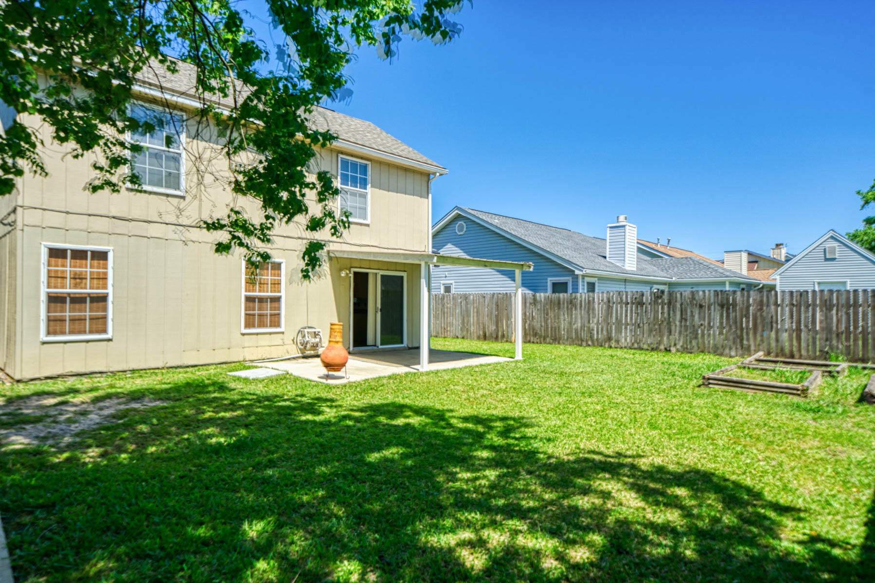 SADDLE CREEK - Residential