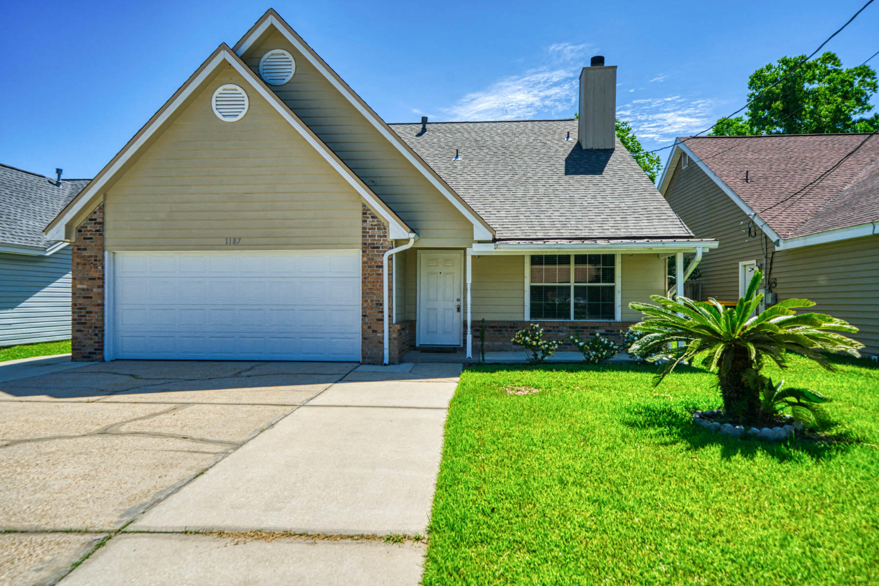 SADDLE CREEK - Residential