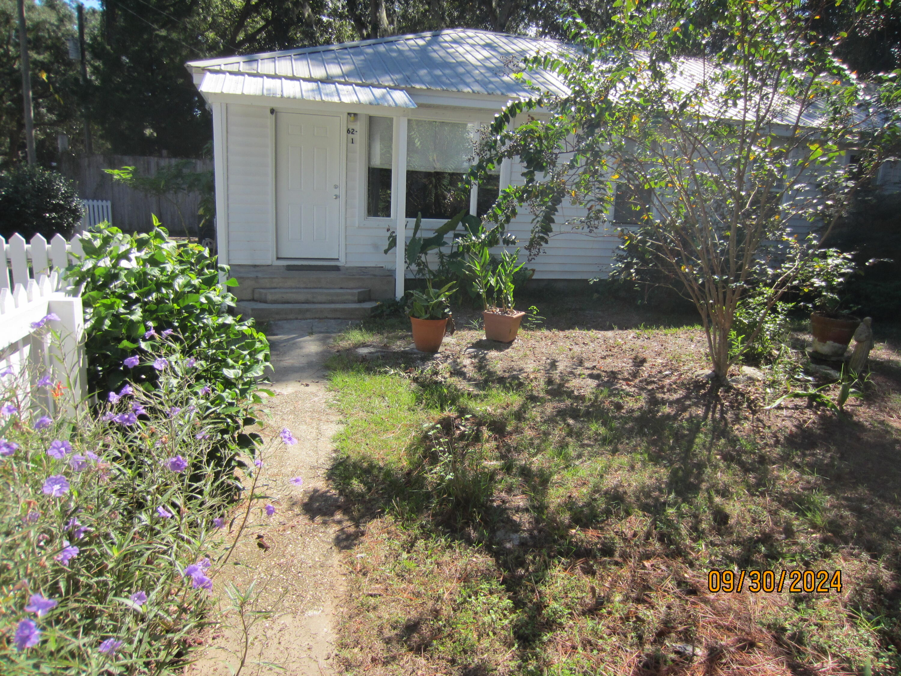 NO RECORDED SUBDIVISION - Residential Lease