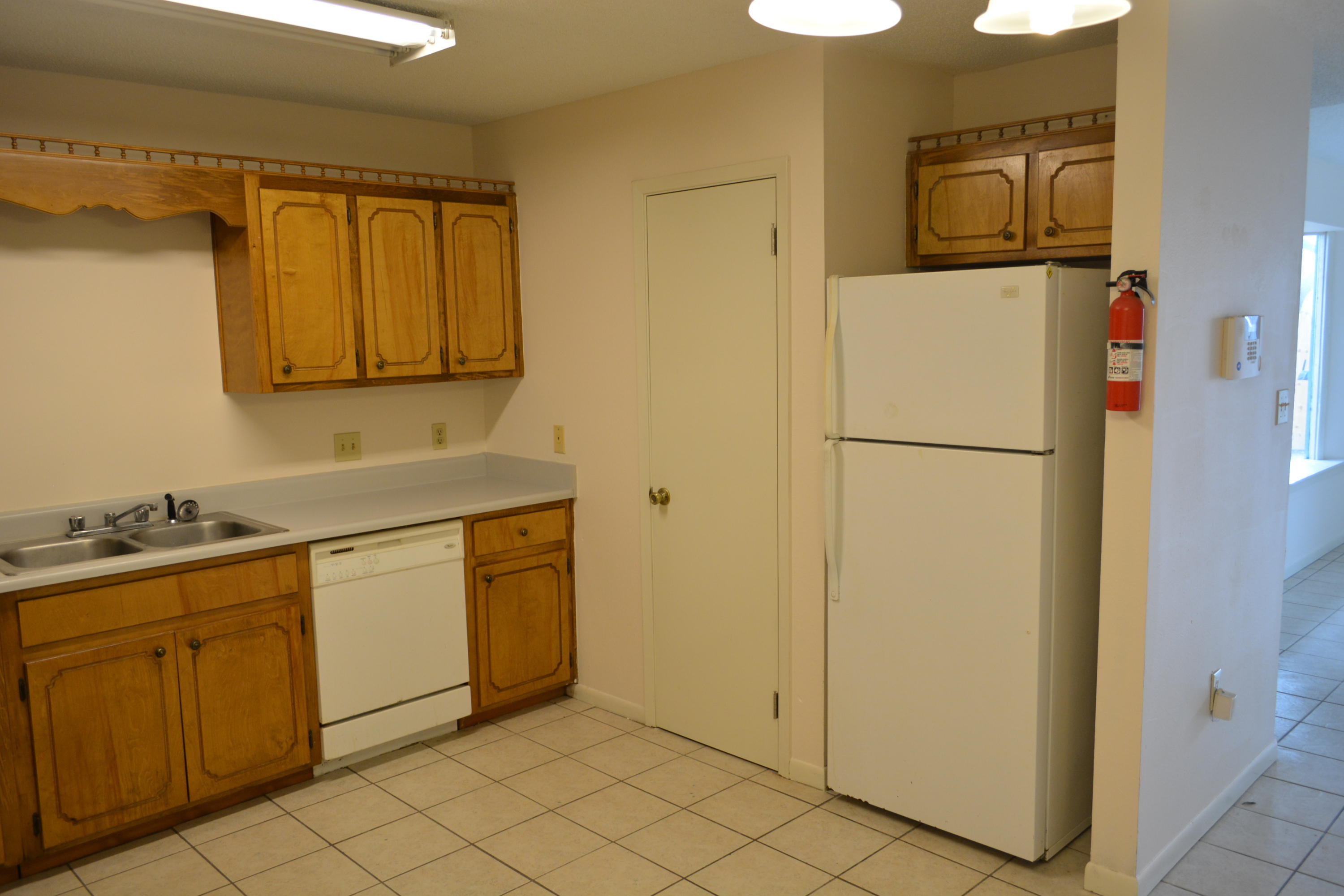 PORT DIXIE - Residential Lease