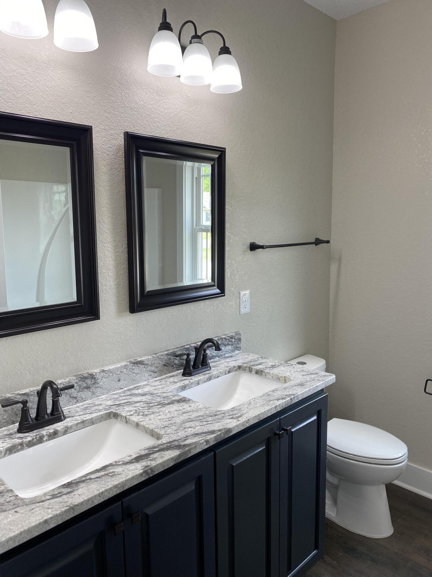HUNTERS CREEK - Residential