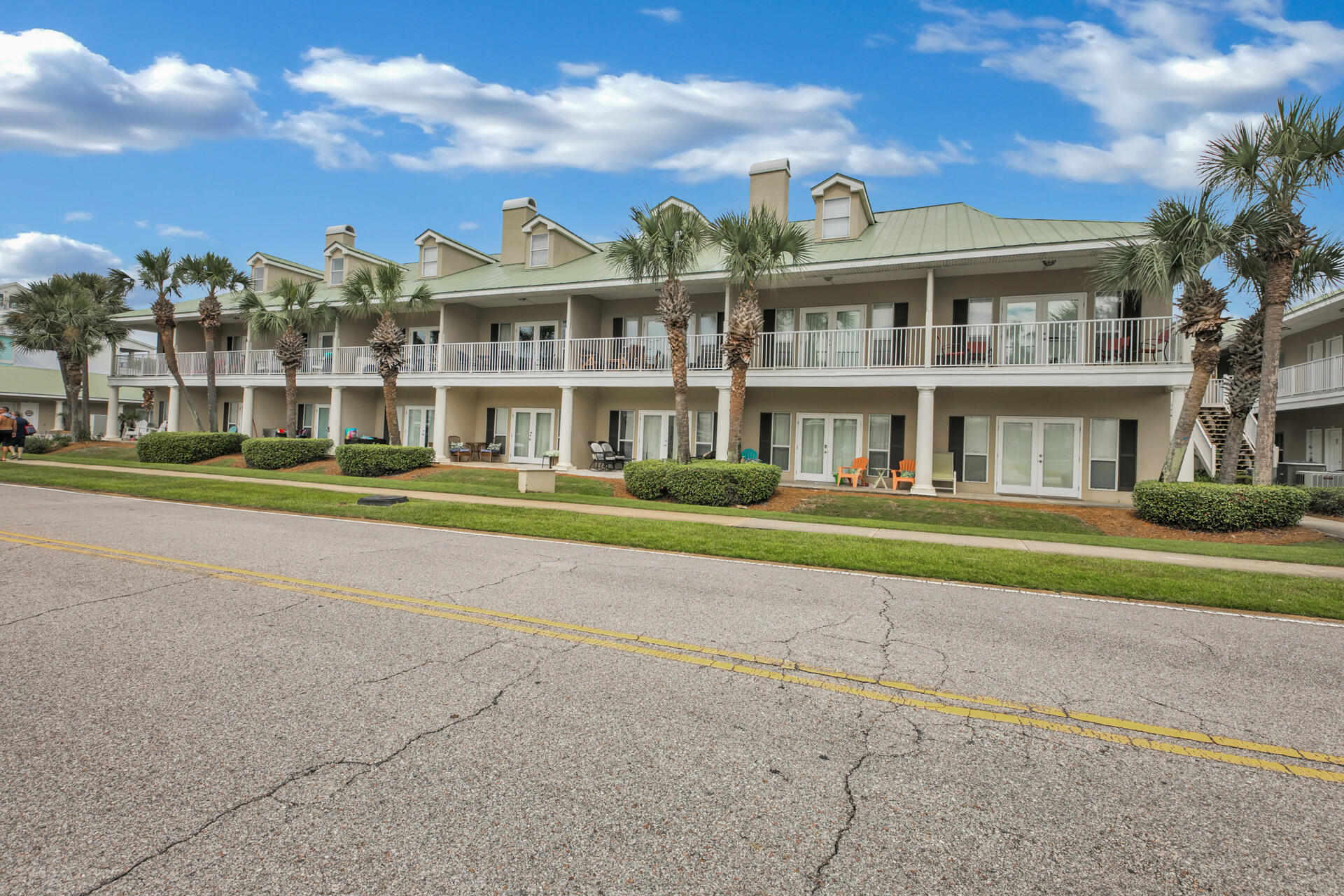 CARIBBEAN DUNES PH 2 - Residential