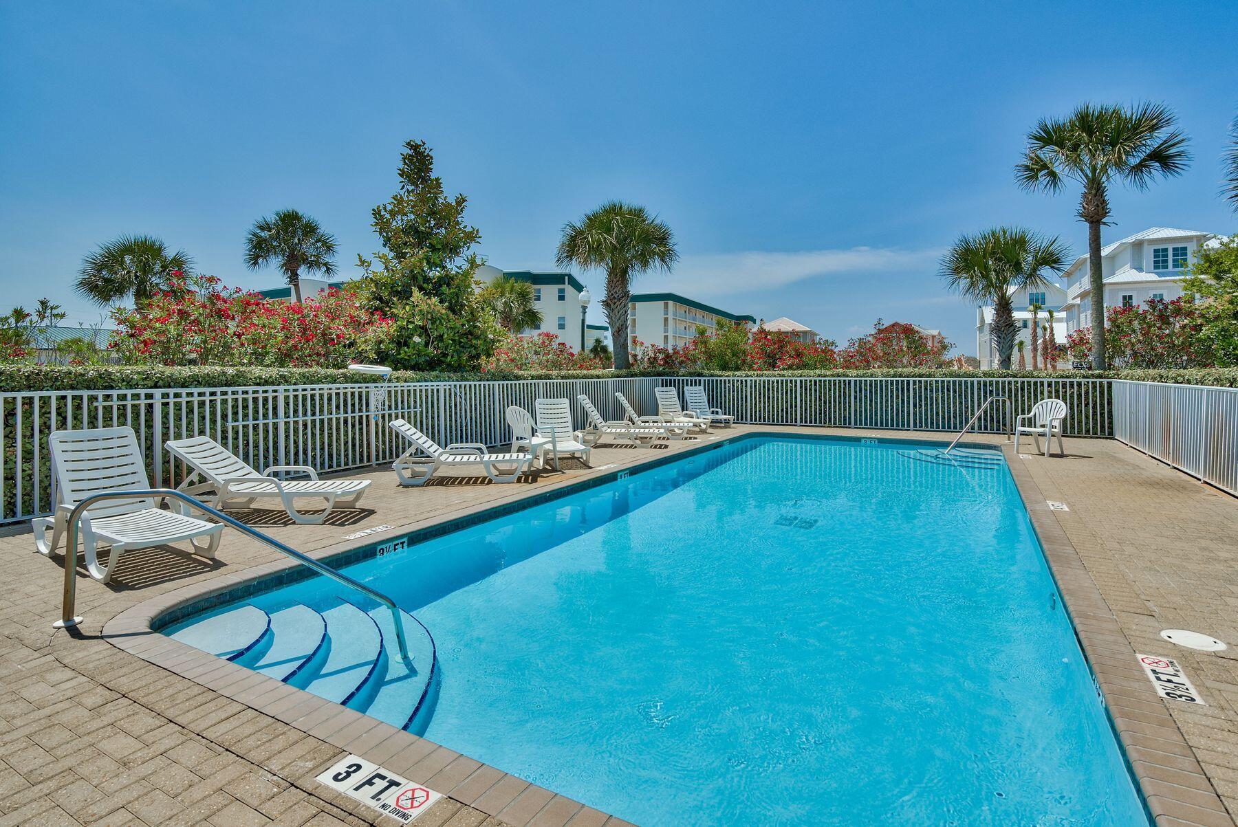 DUNES ESTATES OF SEAGROVE - Residential