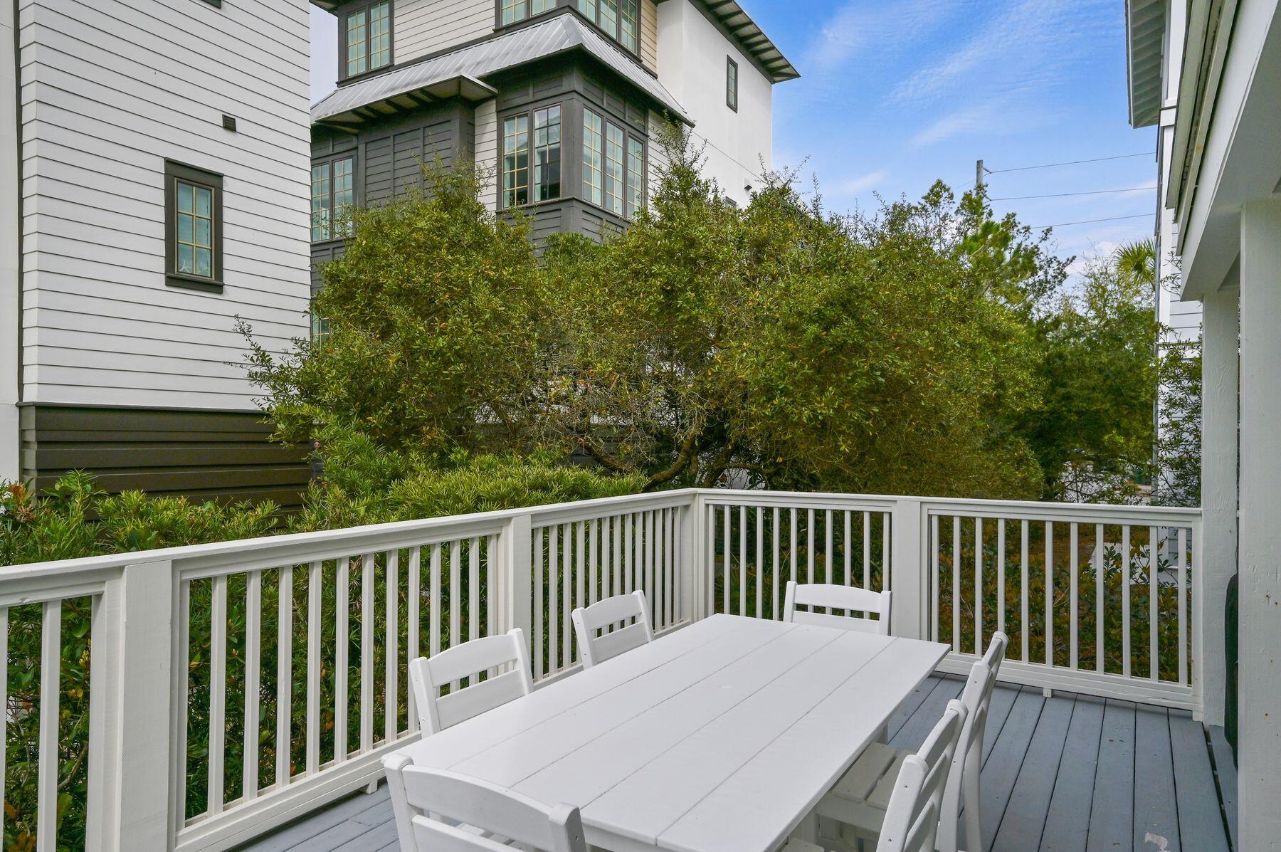 DUNES ESTATES OF SEAGROVE - Residential