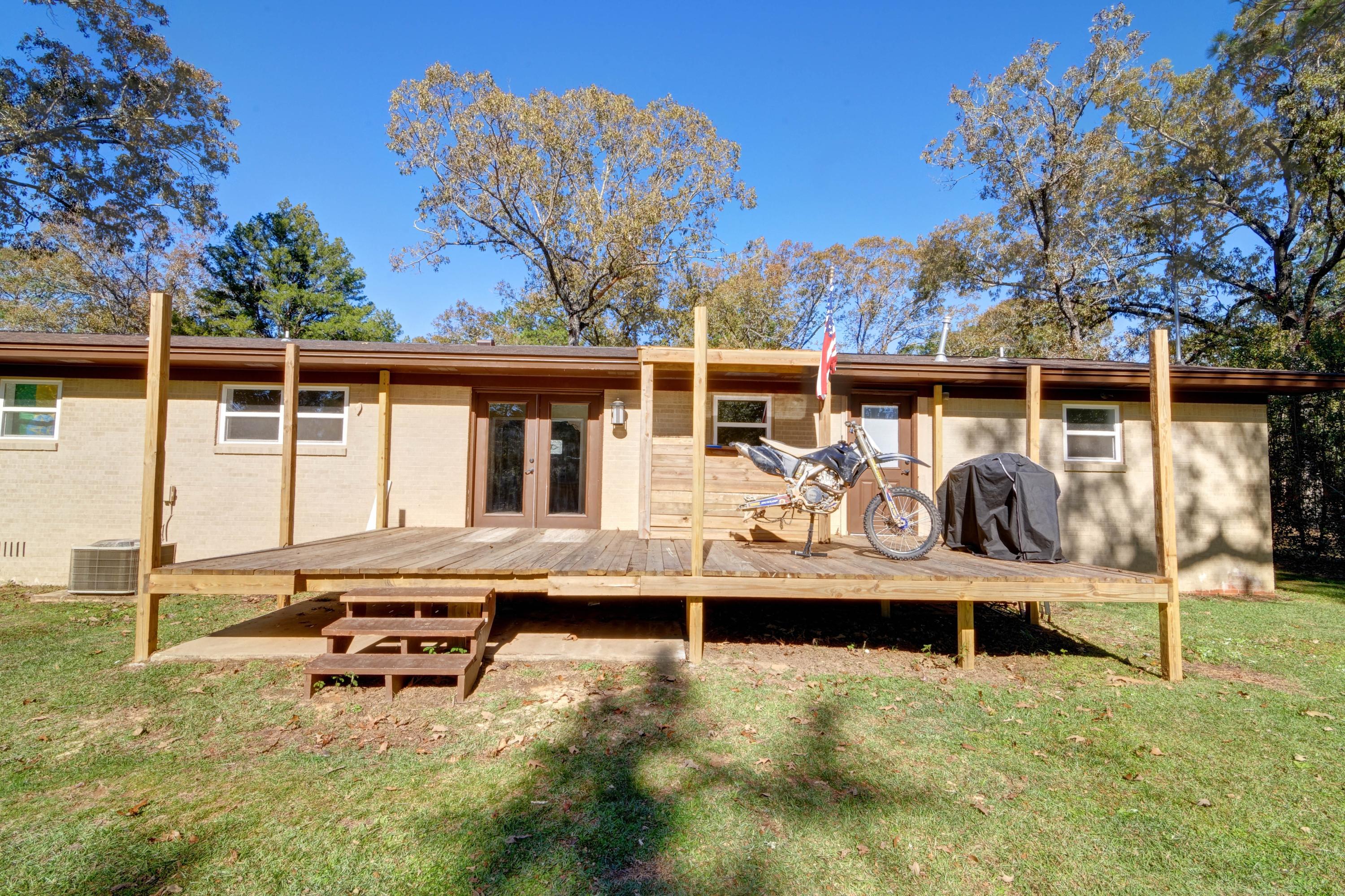 ADAMS POWELL - Residential
