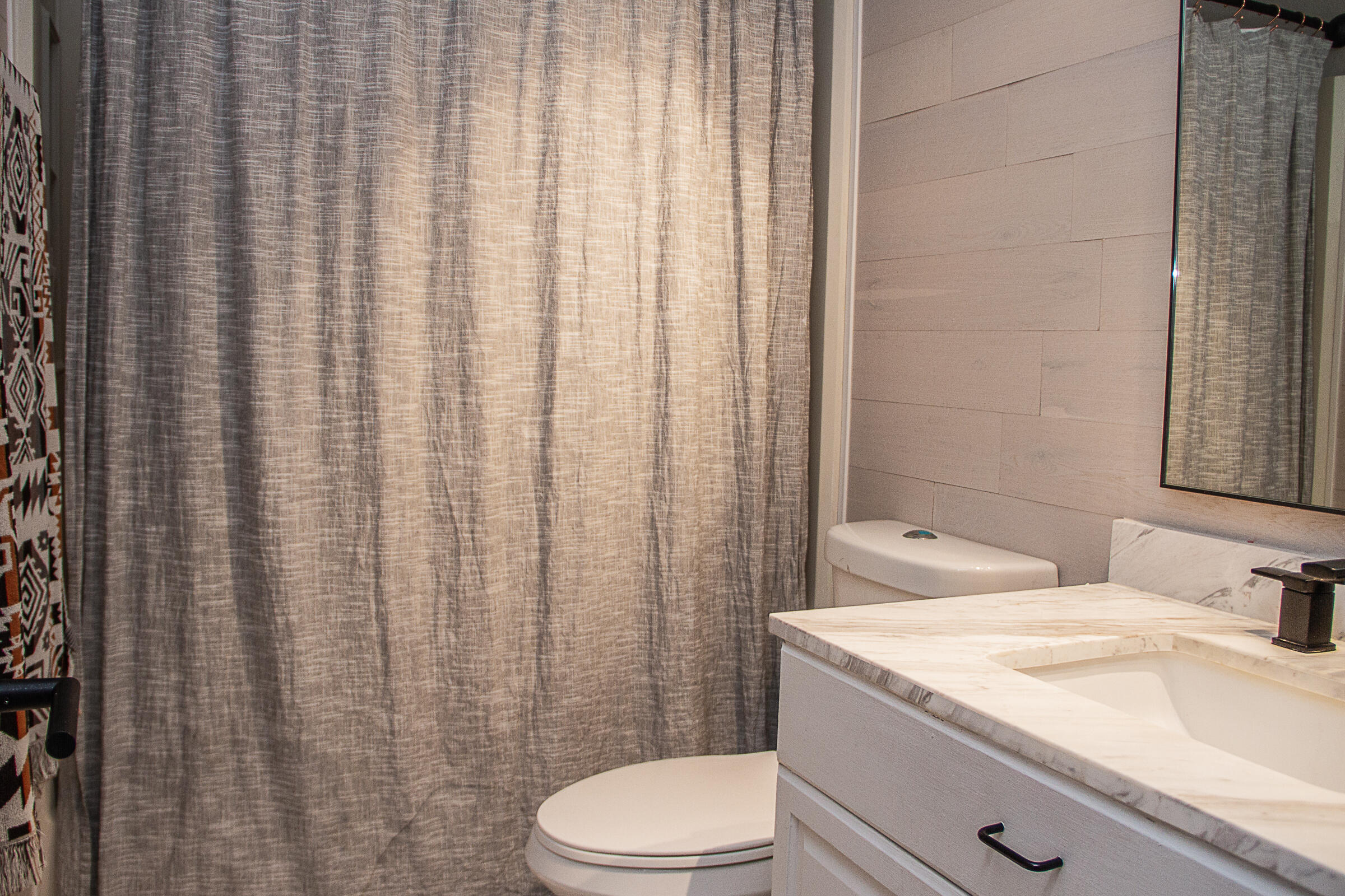 INDIAN OAKS 1ST ADDN - Residential Lease