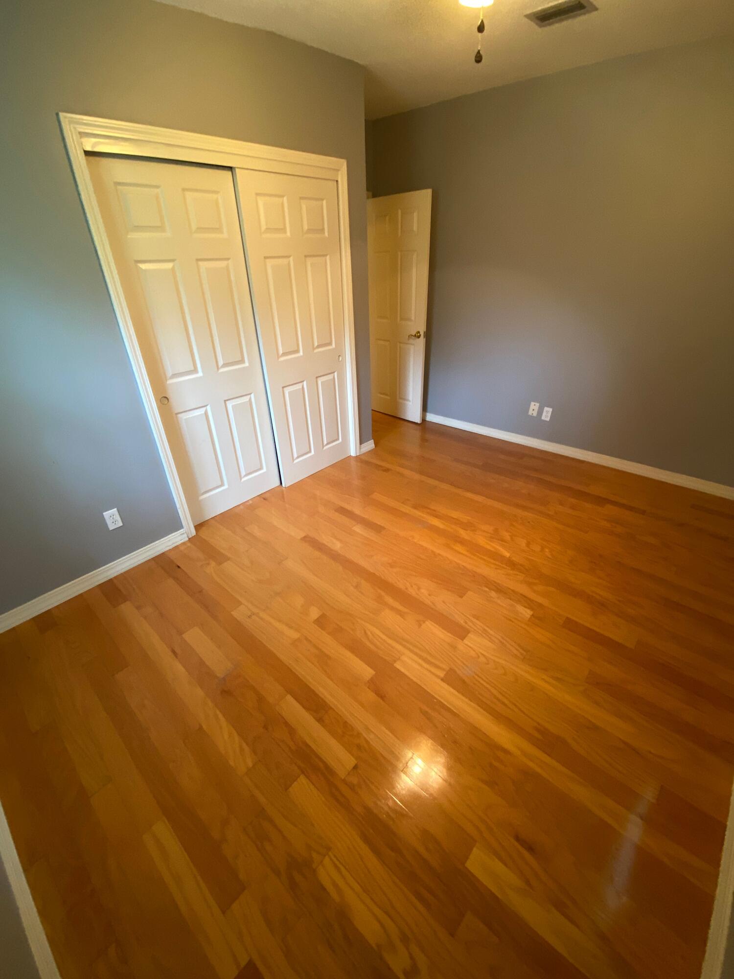 GARNIERS BEACH 2ND - Residential Lease