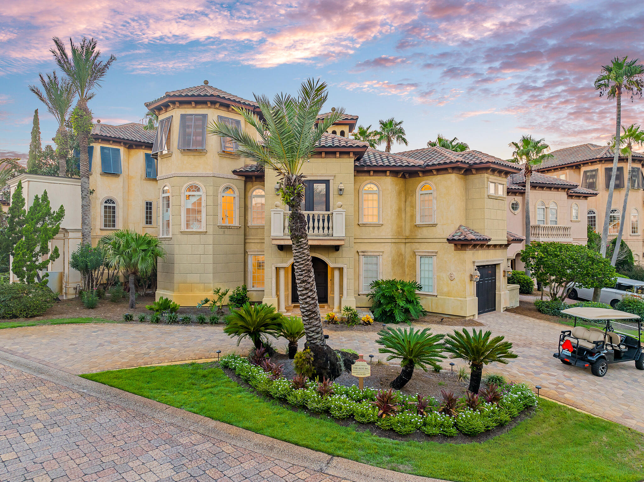 SAINT TROPEZ - Residential