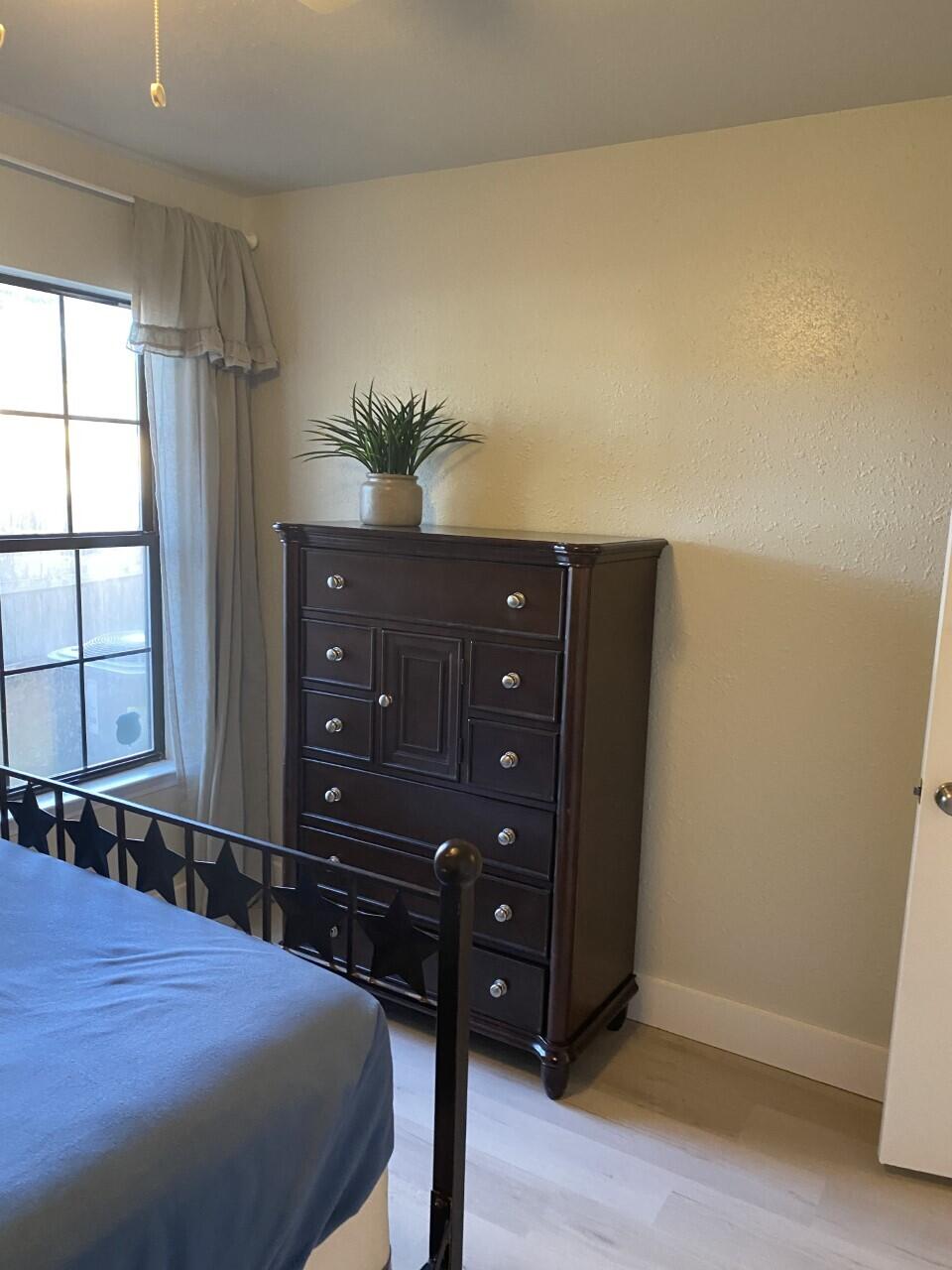 THE WILLOWS - Residential Lease