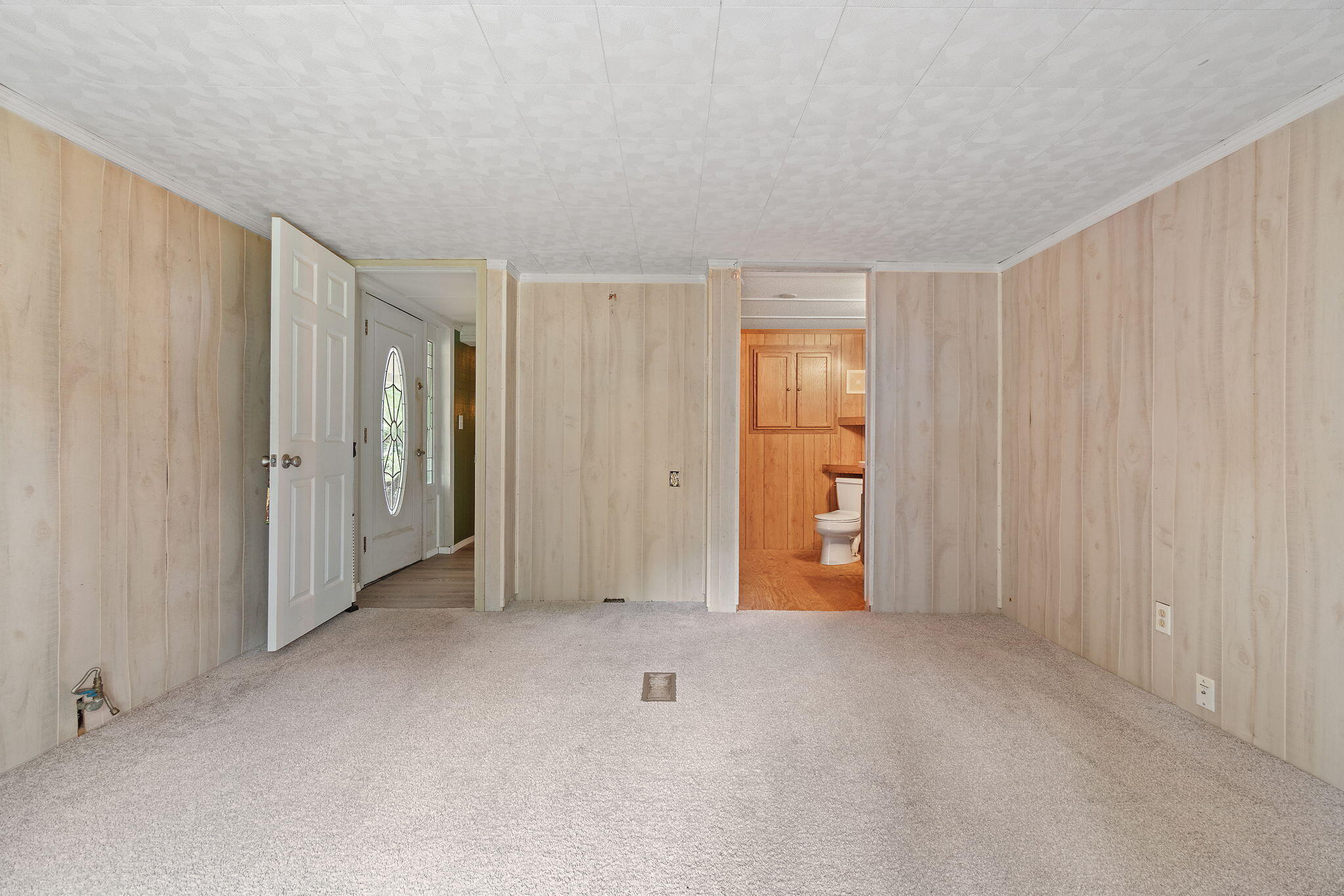 FOXES RUN 1ST ADDN - Residential