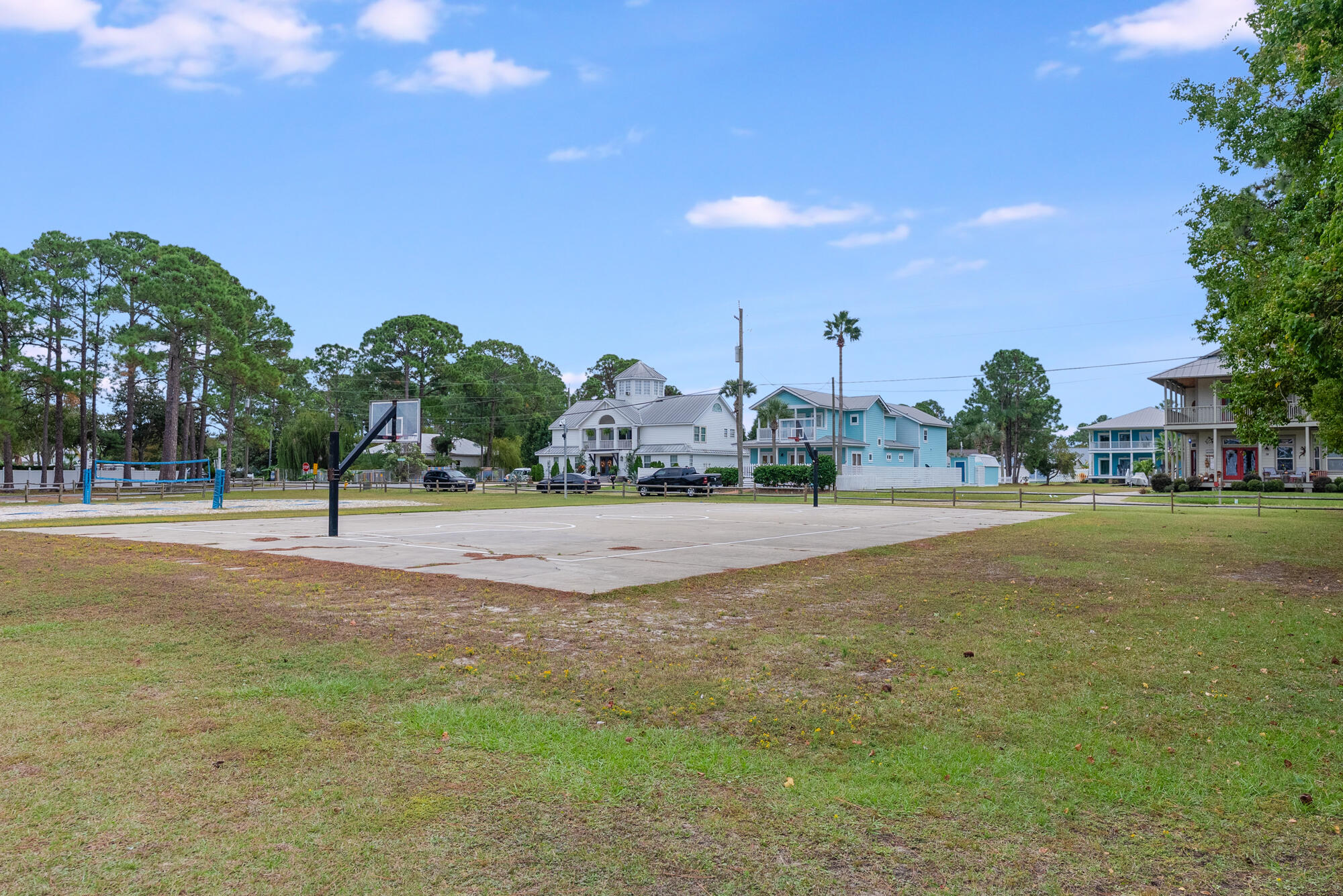 FLAMINGO BEACH - Residential