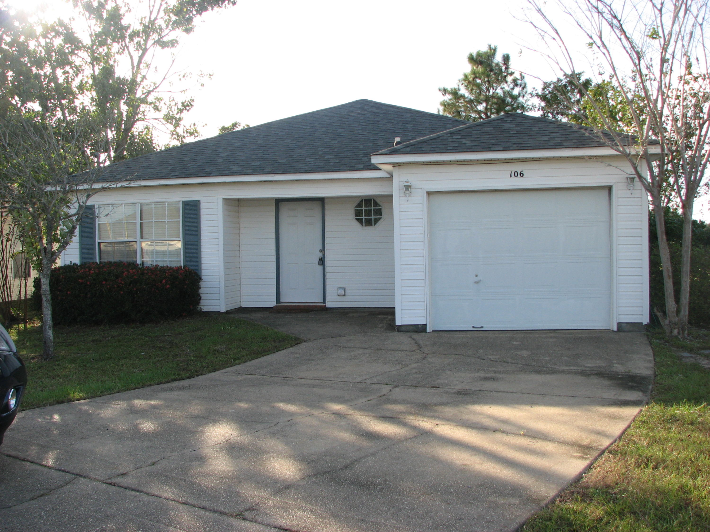 SOUTHWAY ESTATES - Residential Lease