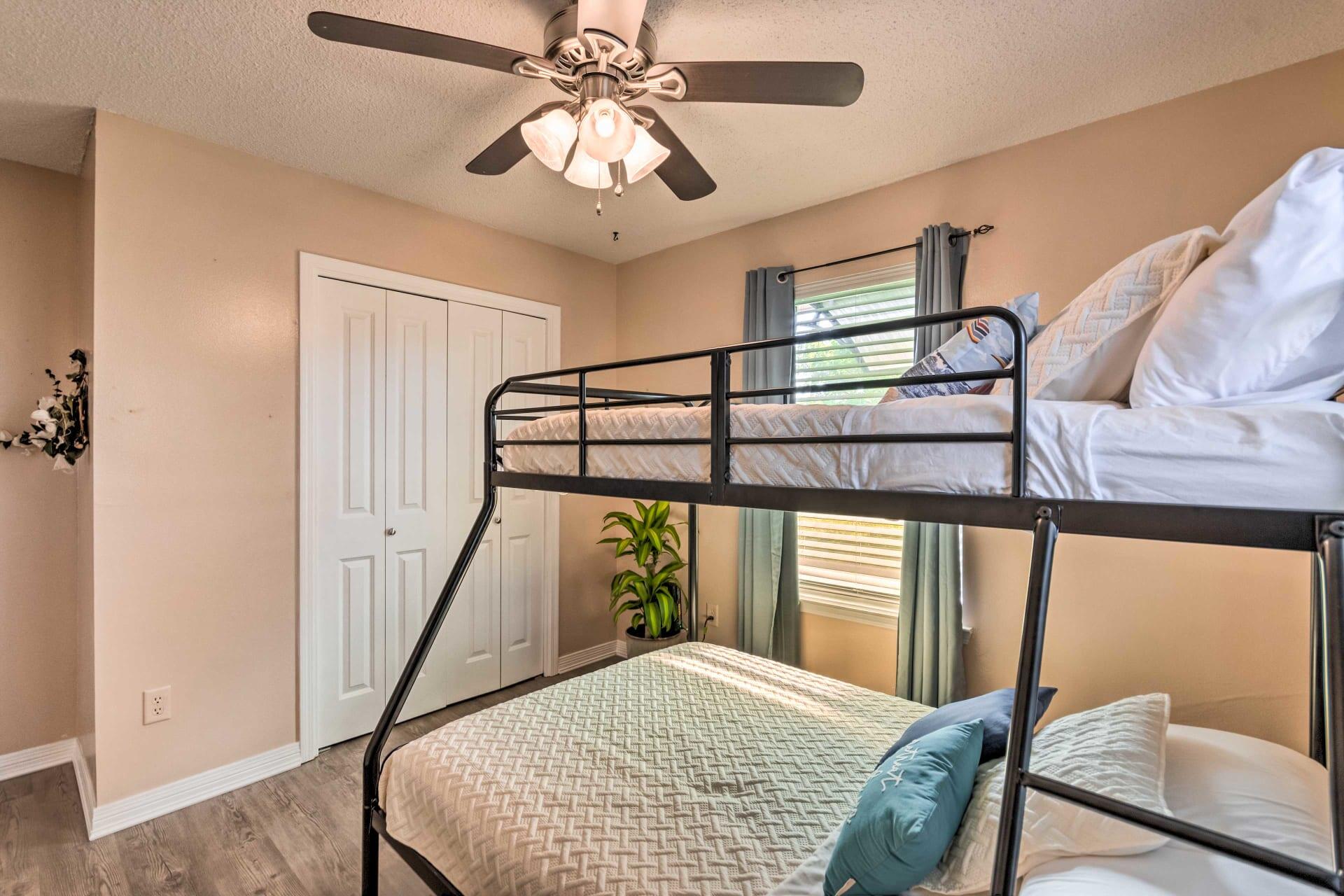 SANTA ROSA SHORES 3RD ADDN - Residential Lease