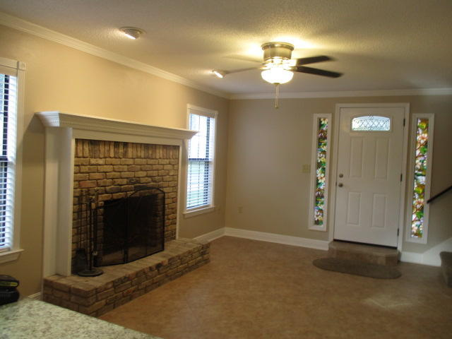 CANDLEWOOD VILLAGE - Residential Lease