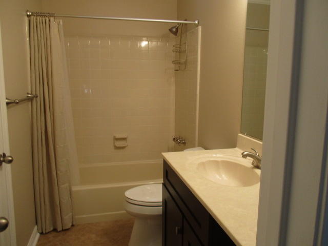 CANDLEWOOD VILLAGE - Residential Lease